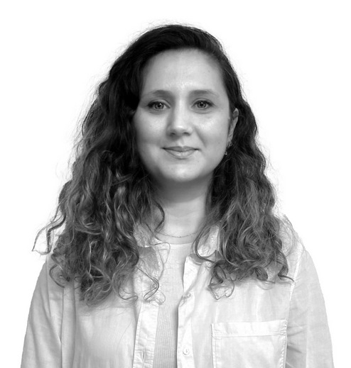 ezgi ozay 01
